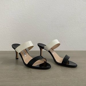Manolo Blahnik Black White Patent Leather Sandals Mules Pumps Heels Size 7 / 37